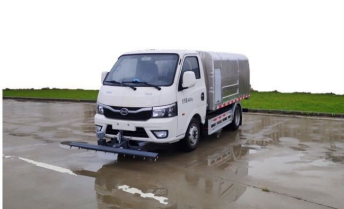 纯电动路面养护车